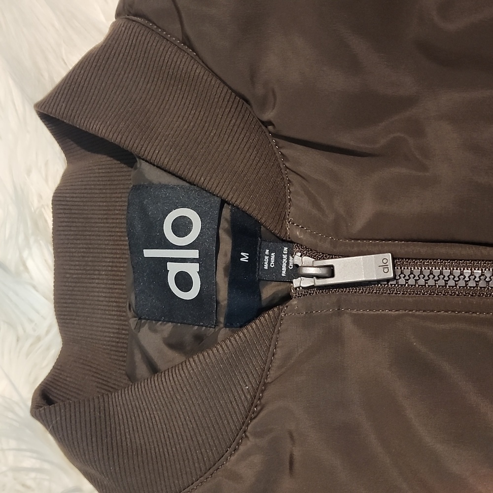 Alo Cropped Breakline Bomber Jacket - Picture 5 of 13